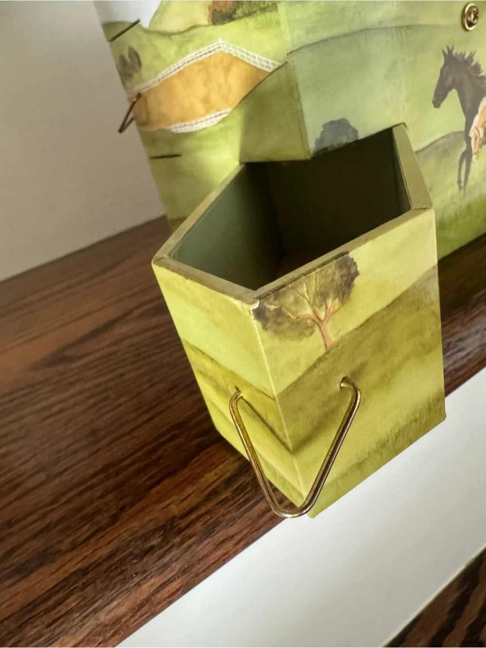 Enchantmints Hide Away Horse Musical Jewelry Box